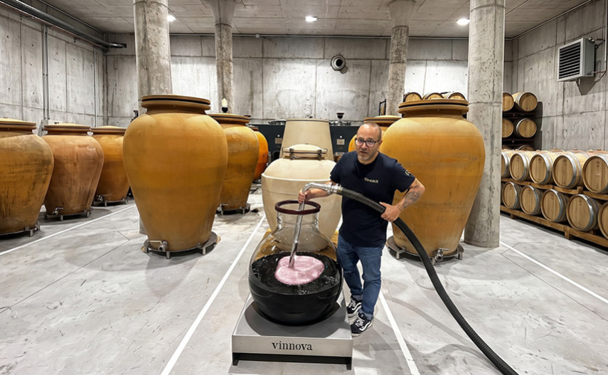 À la découverte de Montxo Martínez, directeur technique et œnologue de Vivaltus
